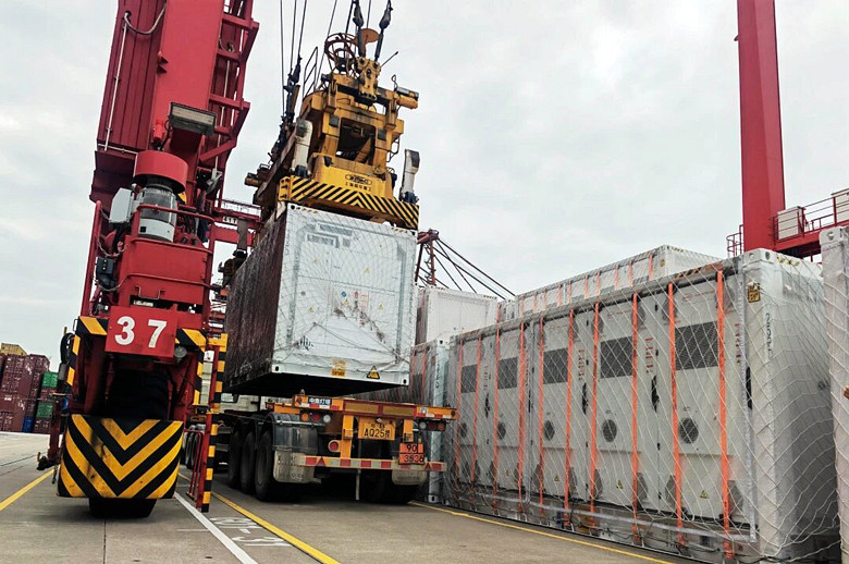 2026年前两月大铲湾码头储能柜出口超万吨